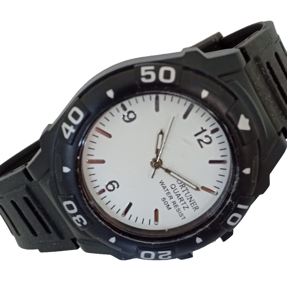 Fortuner Jam Tangan Original Pria Strap Tali Rubber 832-UAAJ0 Hitam Putih